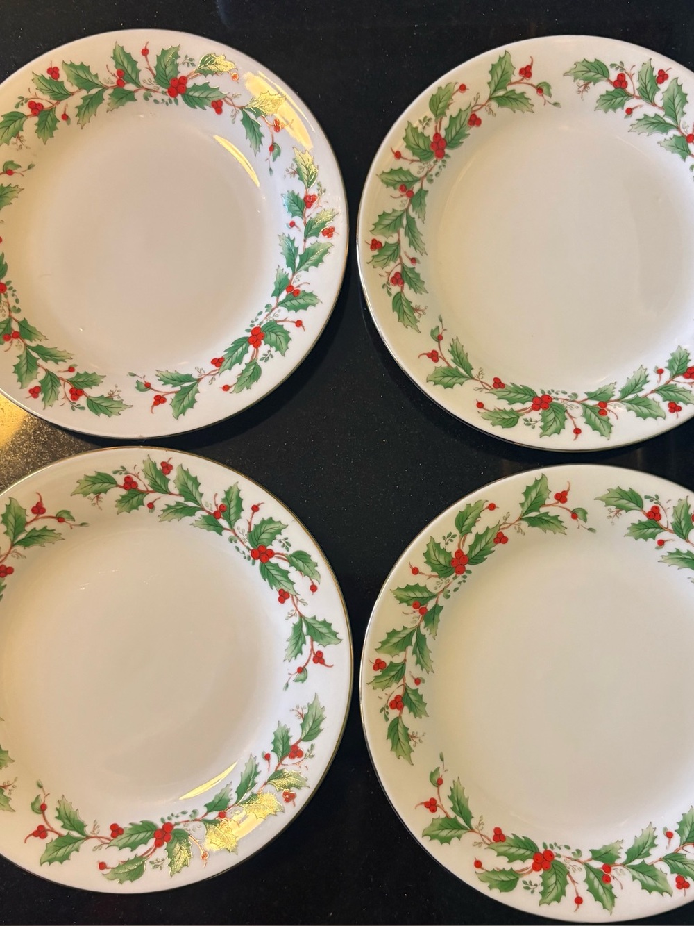 China Pearl Noel Holiday Plates Set of 4 Fine China Holly Berry 7.5" Salad Plate